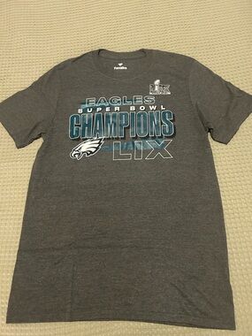 Men’s Fanatics Grey Eagles Tee